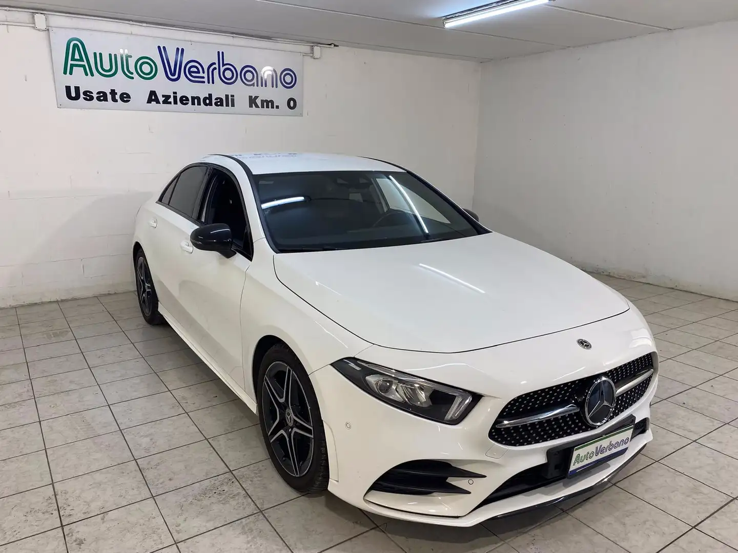 Mercedes-Benz A 200 d Premium auto Bianco - 1