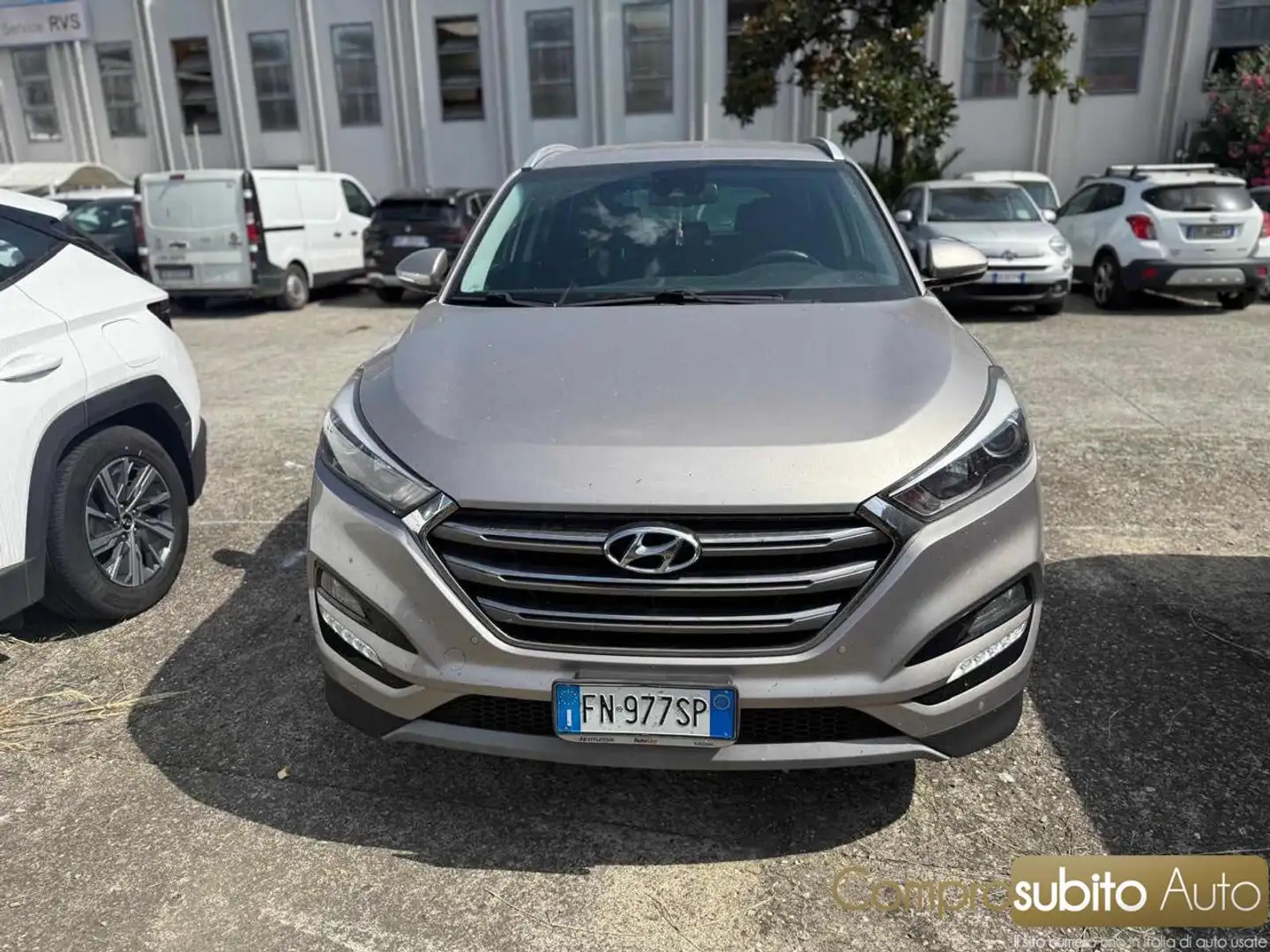 Hyundai TUCSON 1.6 CRDi 136CV 4WD XPrime Grigio - 2