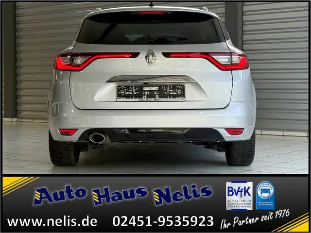 Renault Megane view 4