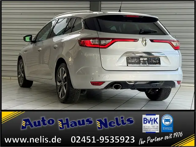 Renault Megane view 5
