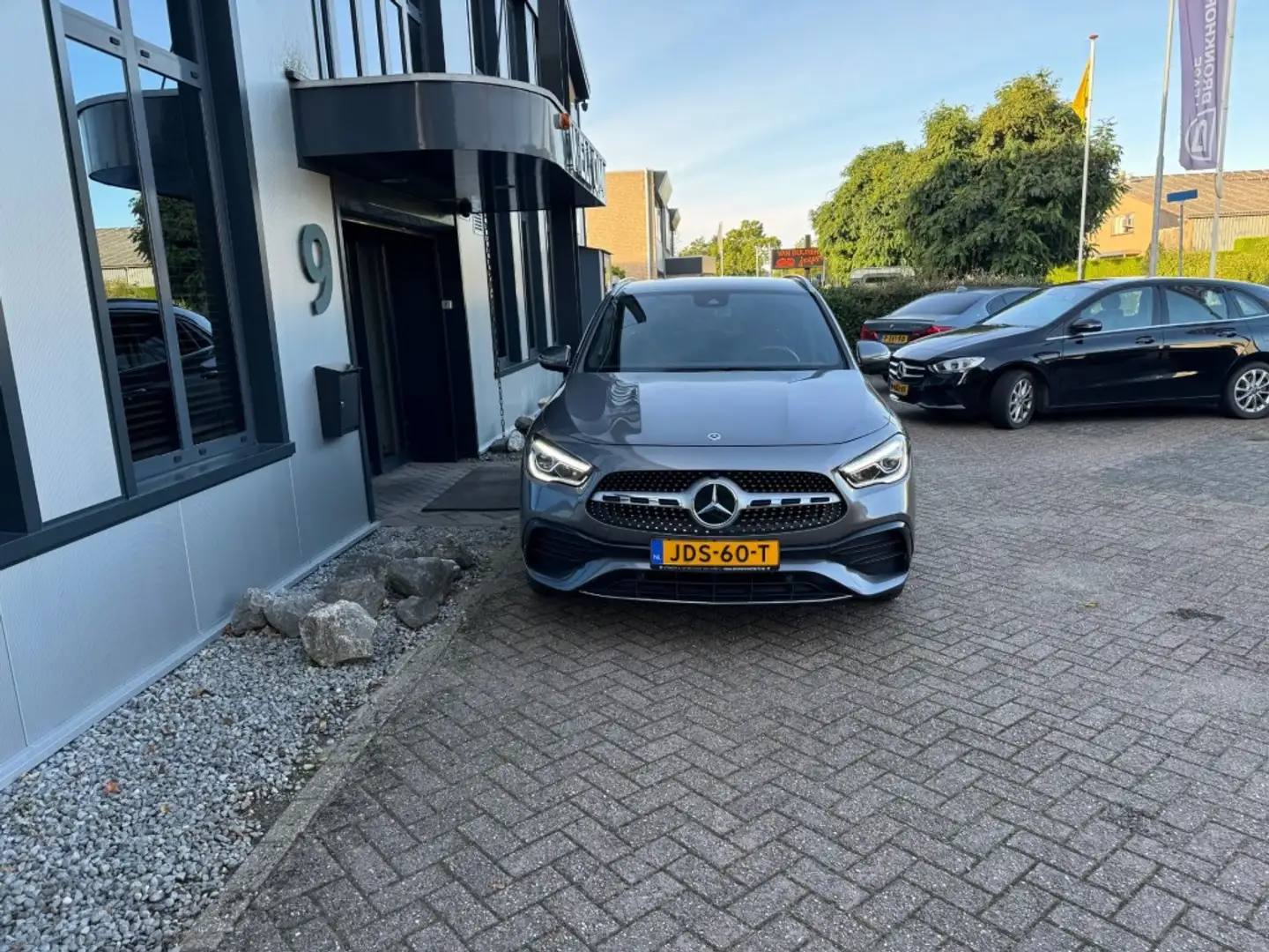 Mercedes-Benz GLA 250 e AMG-pakket, 160PK parkeerassist, camera's, keyle Gris - 2