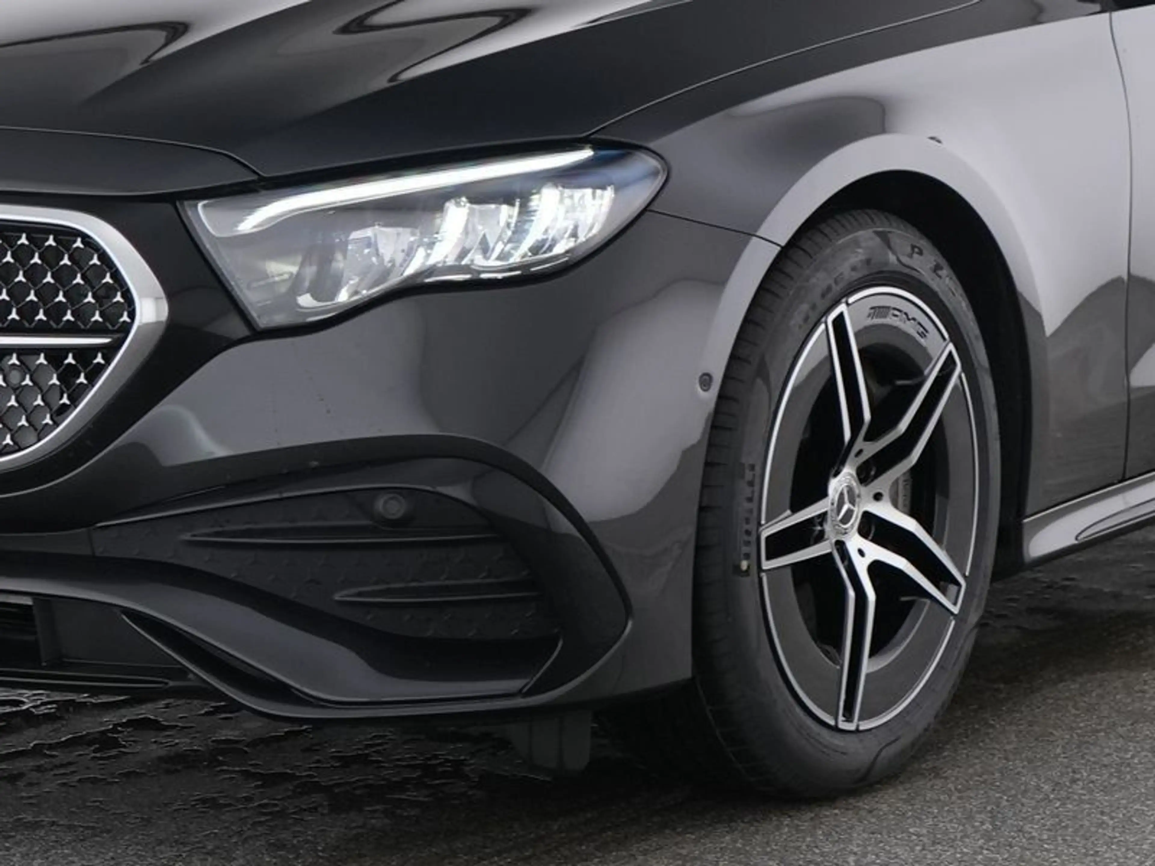Mercedes-Benz E 220 d AMG ADVANCED NIGHT PANORAMA WINTER KEYLG — photo 2
