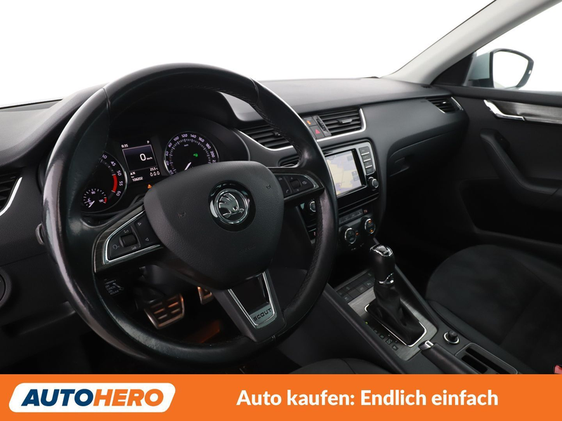 Skoda Octavia 2.0 TDI Scout 4x4 — photo 11