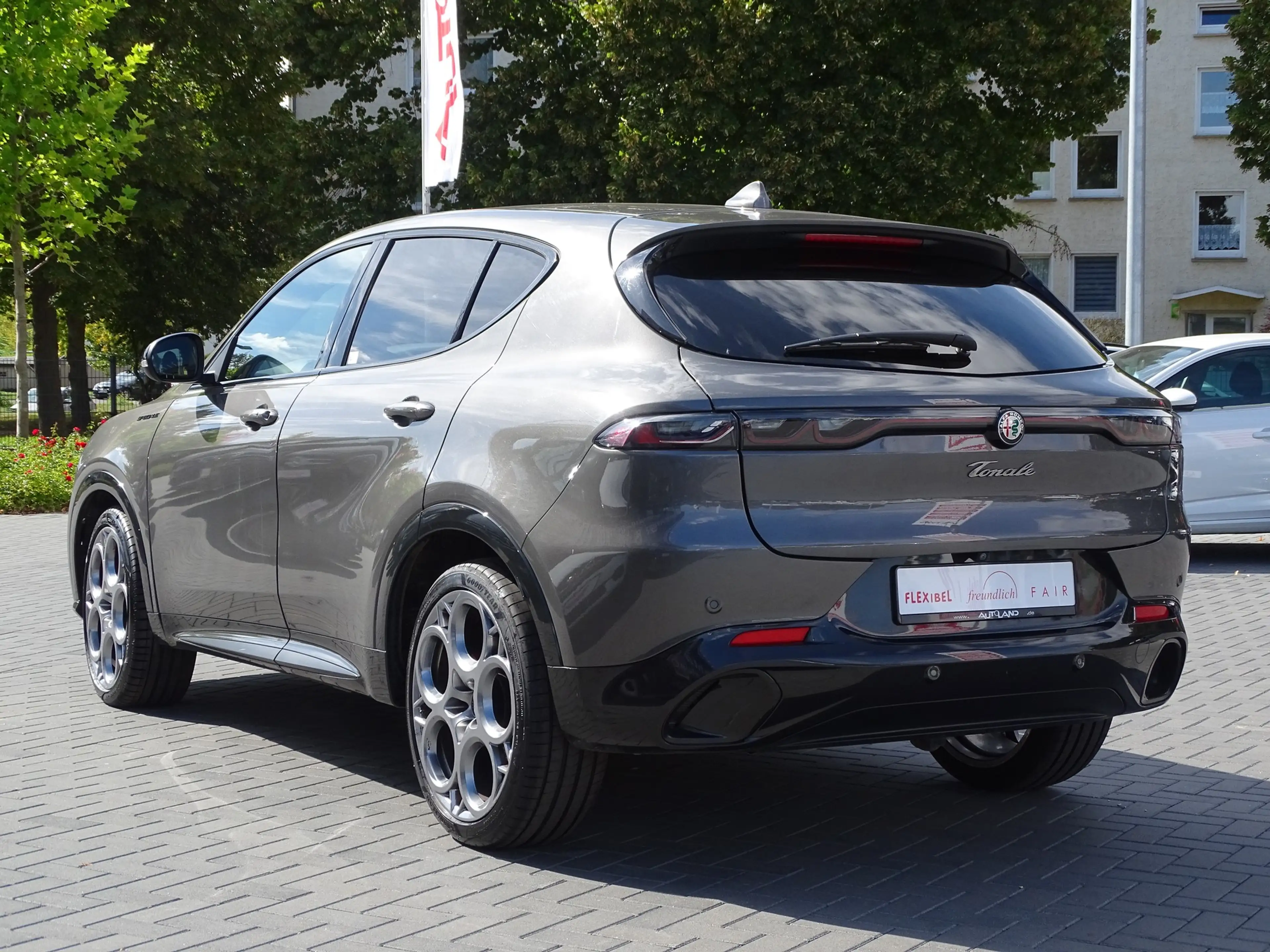 Alfa Romeo Tonale 1.5 mHEV Edizione Speciale Aut. LED Navi — photo 3