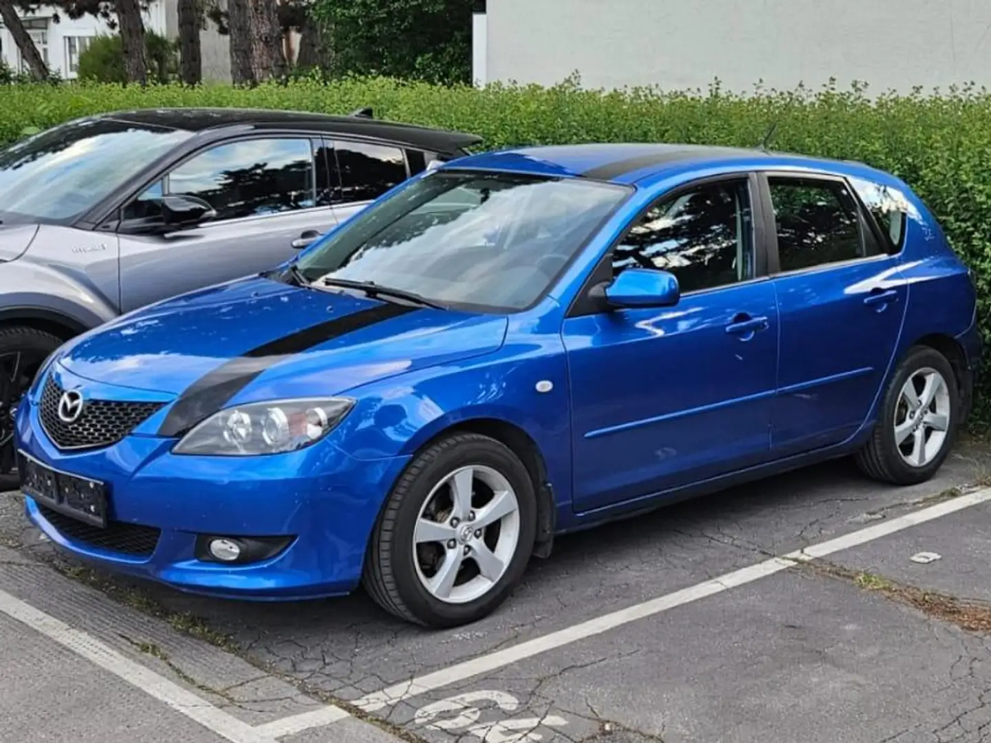 Mazda 3 Mazda 3 Sport 1,4i CE CE Blau - 1
