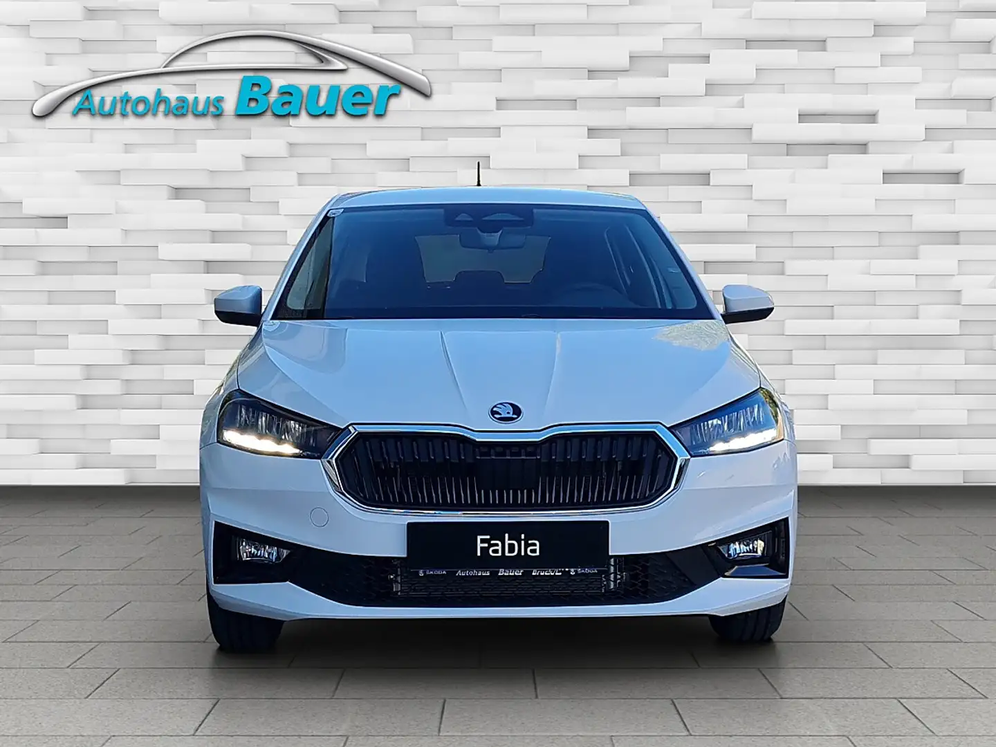 Skoda Fabia 1.0 TSI Essence Weiß - 2