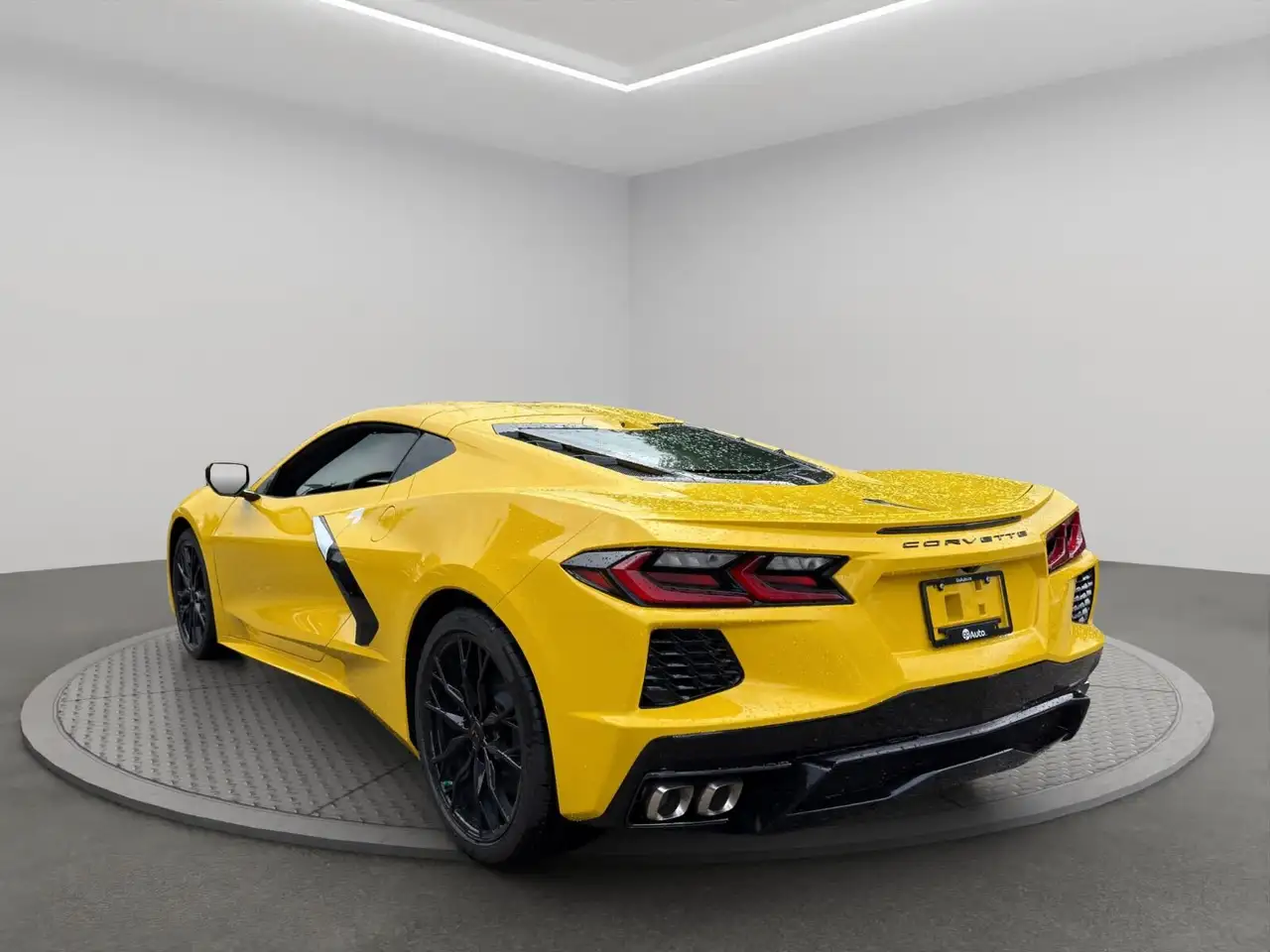 Chevrolet Corvette снимка Chevrolet Corvette