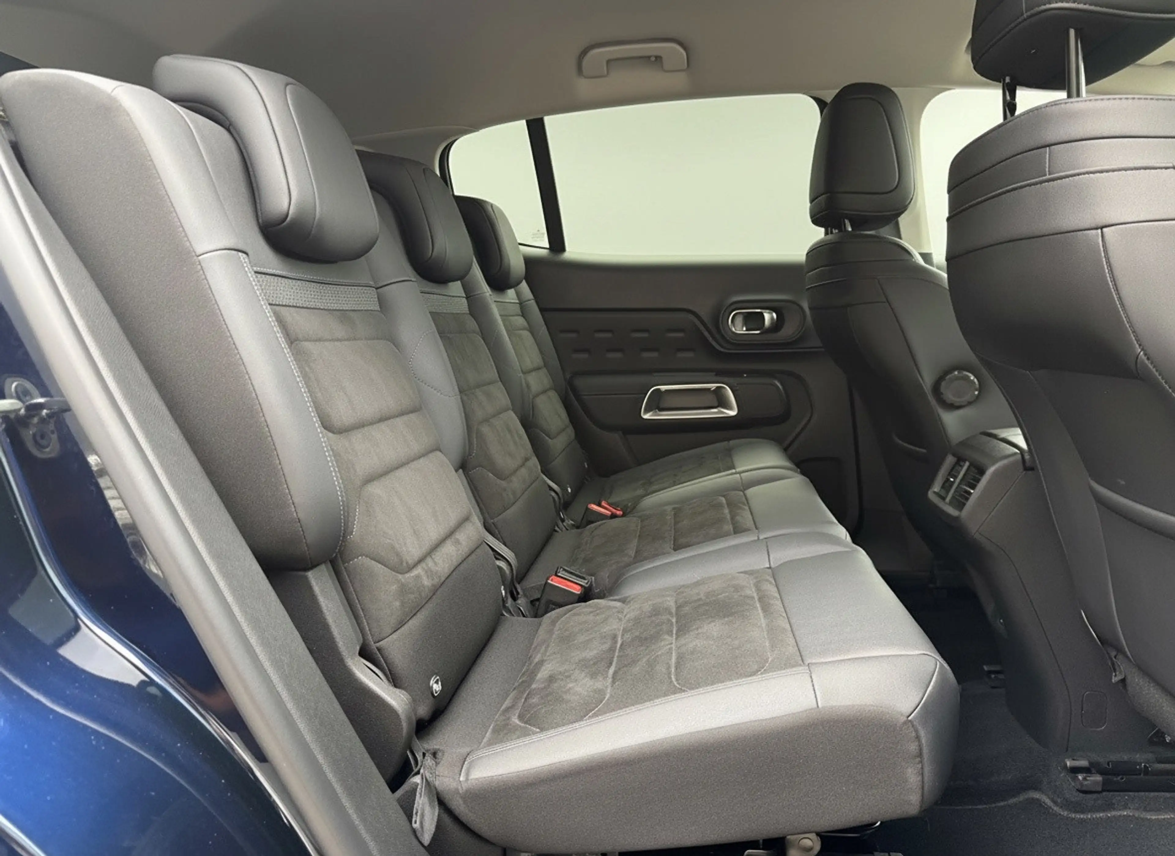Citroen C5 Aircross 1.6 Plug-in Hybrid 225pk Plus — photo 11