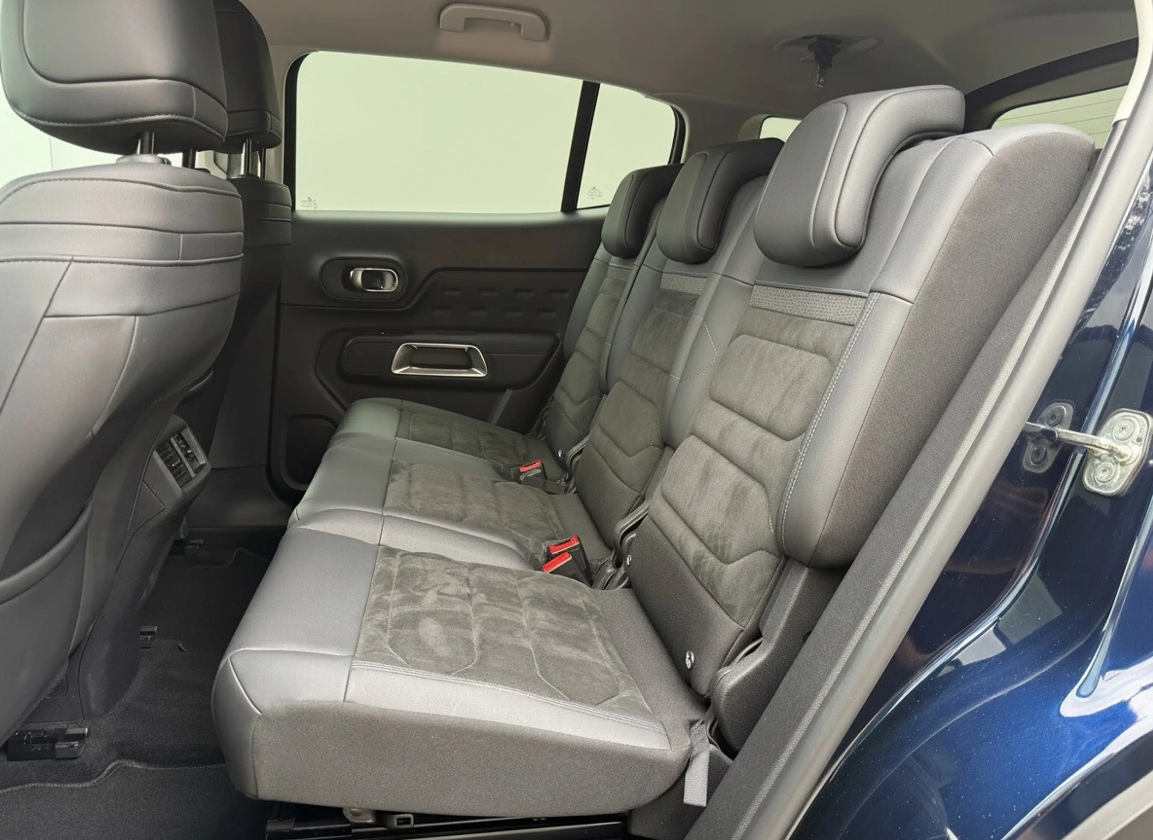 Citroen C5 Aircross 1.6 Plug-in Hybrid 225pk Plus — photo 10