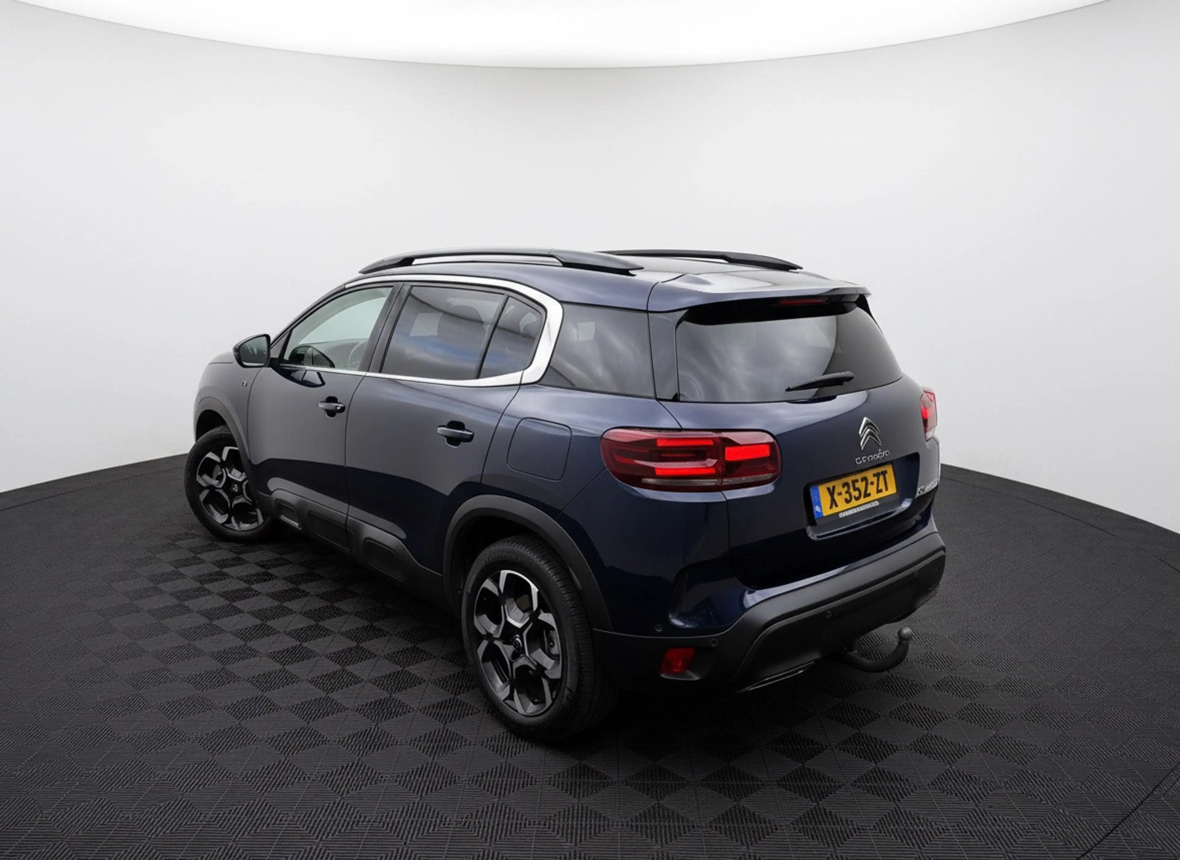Citroen C5 Aircross 1.6 Plug-in Hybrid 225pk Plus — photo 4