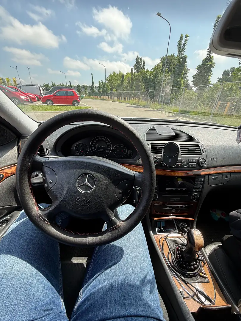 Mercedes-Benz E 200 E 200 Elegance CDI A-Edition Elegance A-Edition Silber - 2