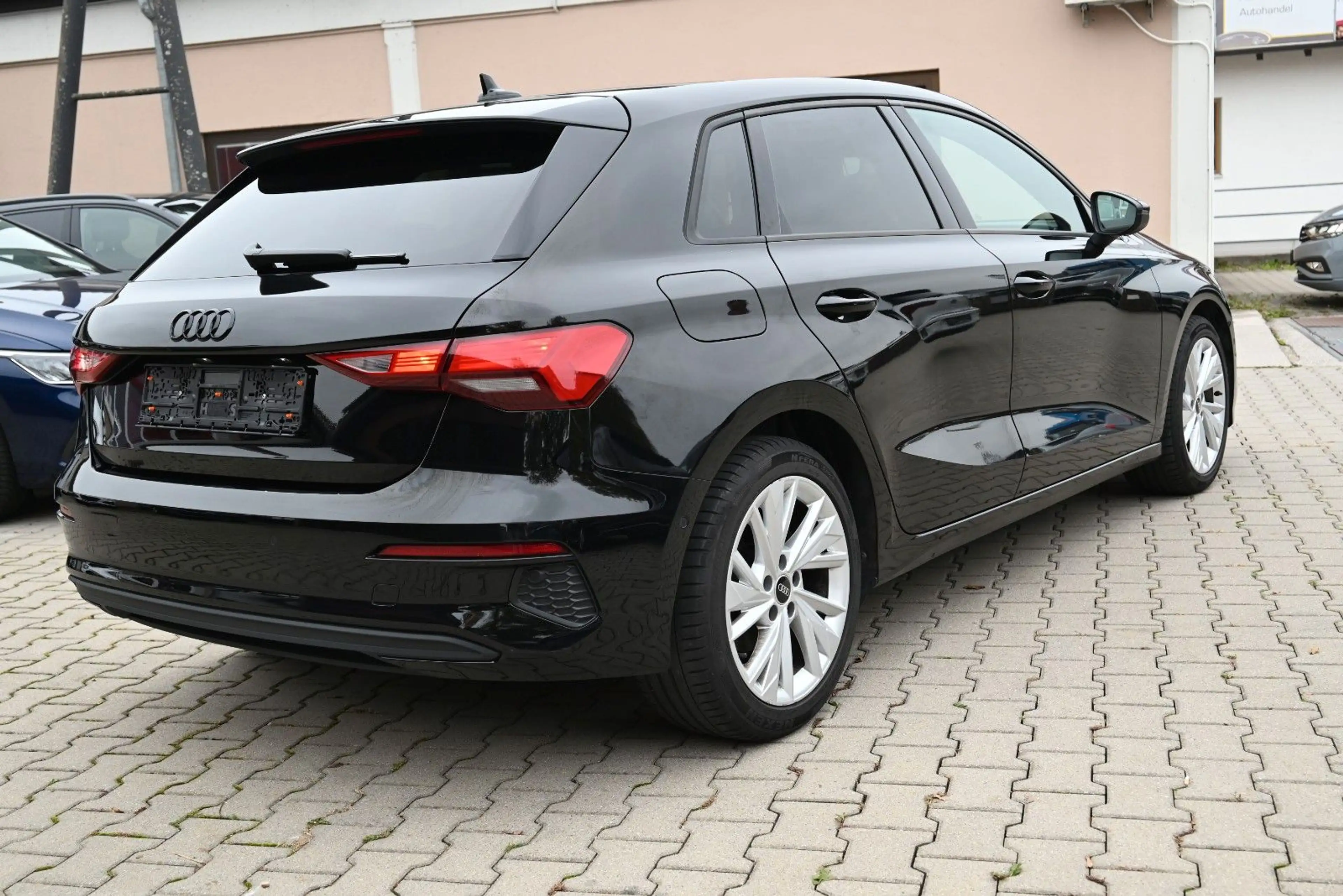 Audi A3 Sportback 30 TFSI S-Line/Neuer Motor! Leder — photo 4
