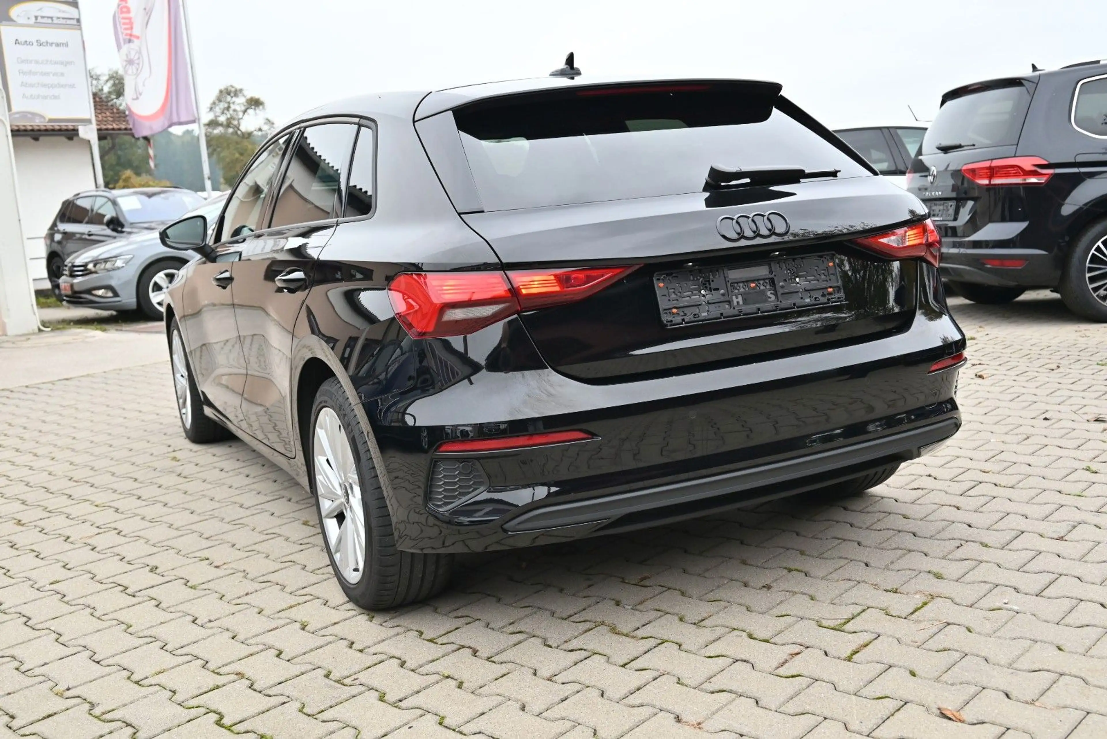 Audi A3 Sportback 30 TFSI S-Line/Neuer Motor! Leder — photo 6