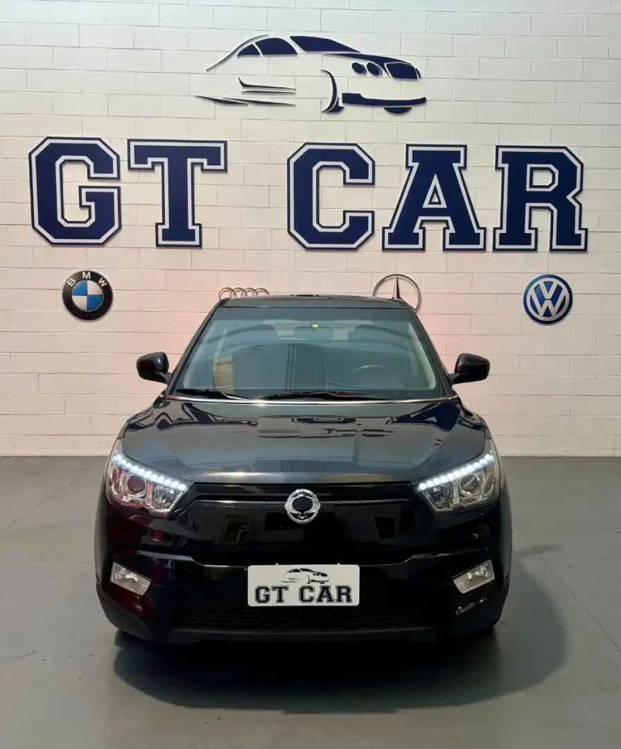 SsangYong Tivoli 1.6d 2WD Go Schwarz - 2