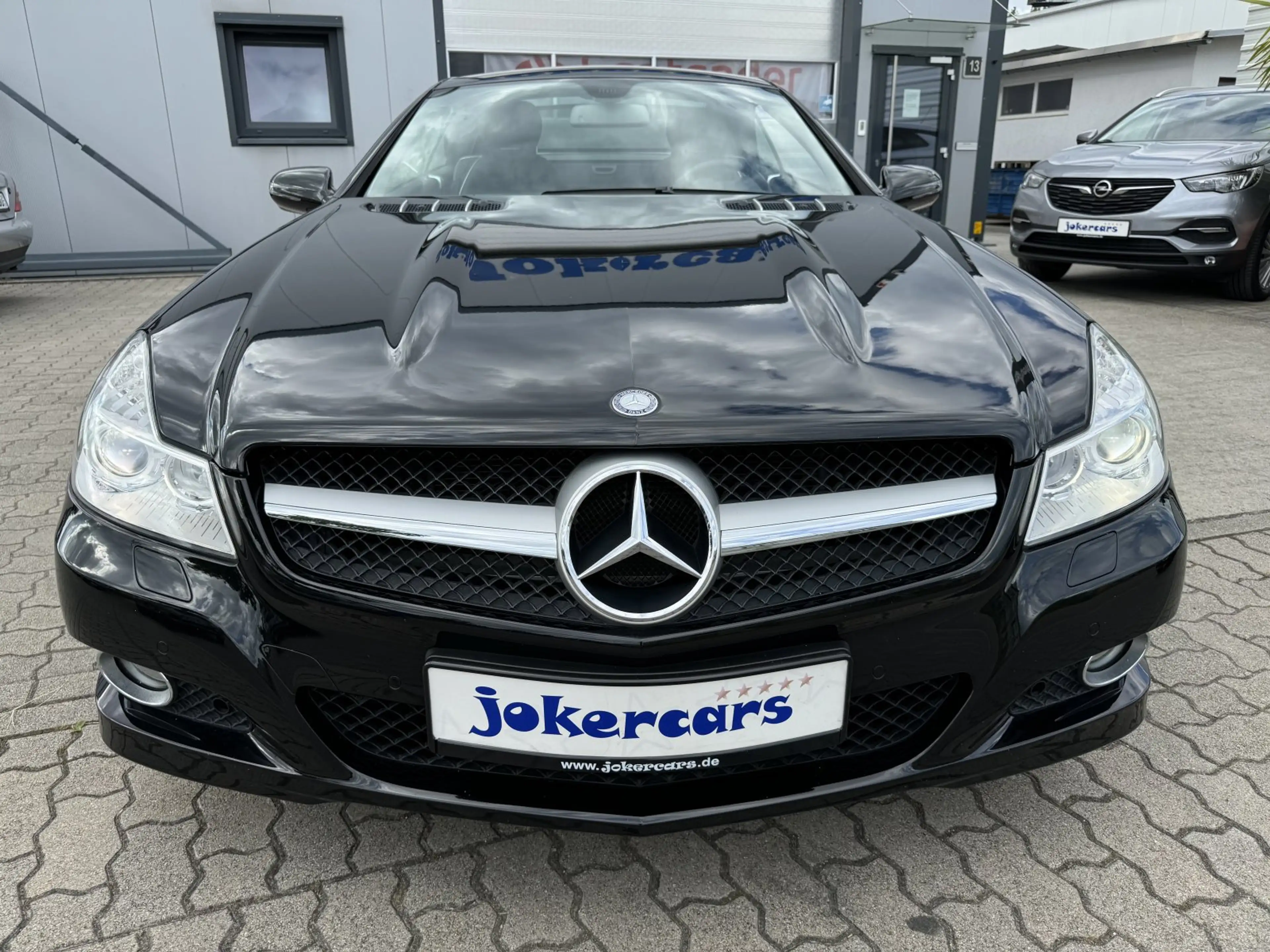 Mercedes-Benz SL 350 Topausstattung — photo 3