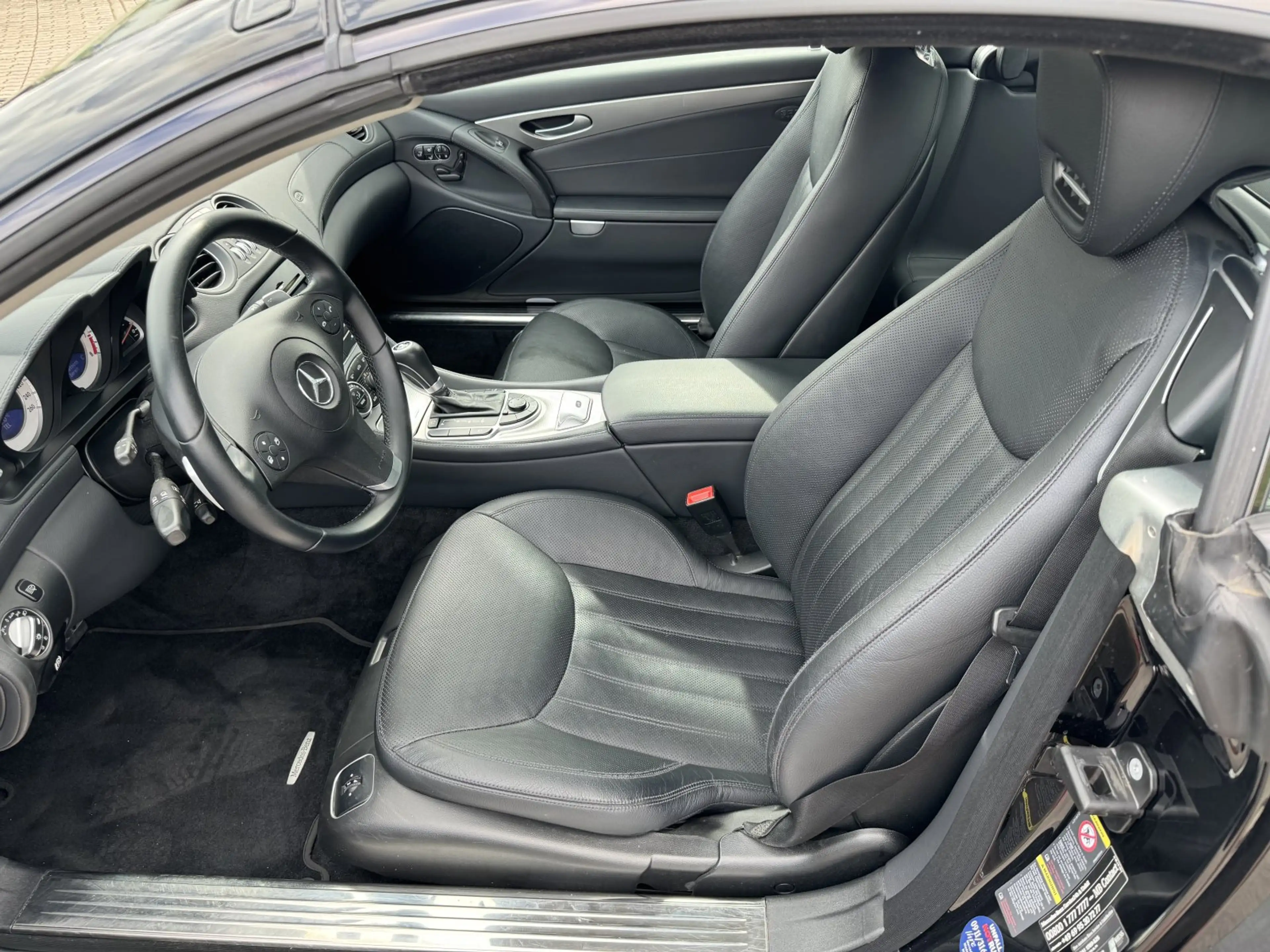 Mercedes-Benz SL 350 Topausstattung — photo 14