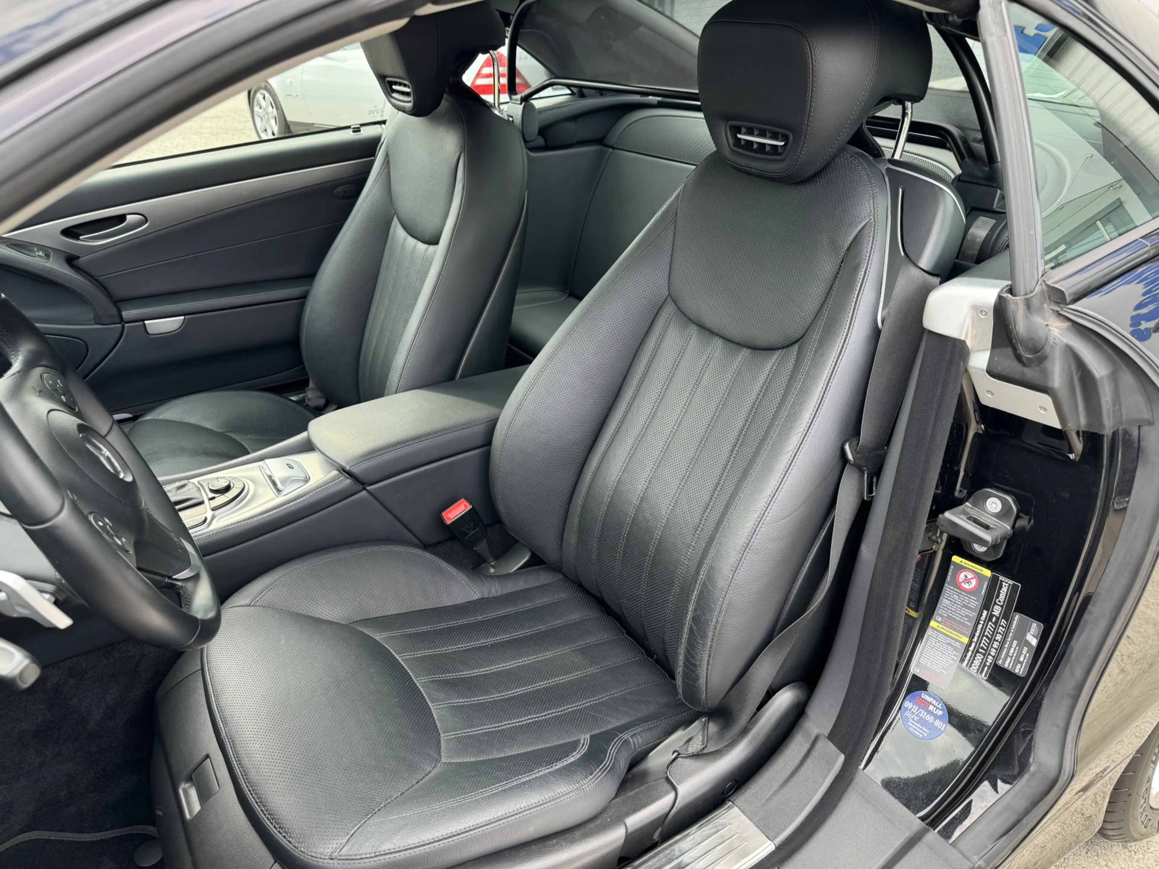 Mercedes-Benz SL 350 Topausstattung — photo 13