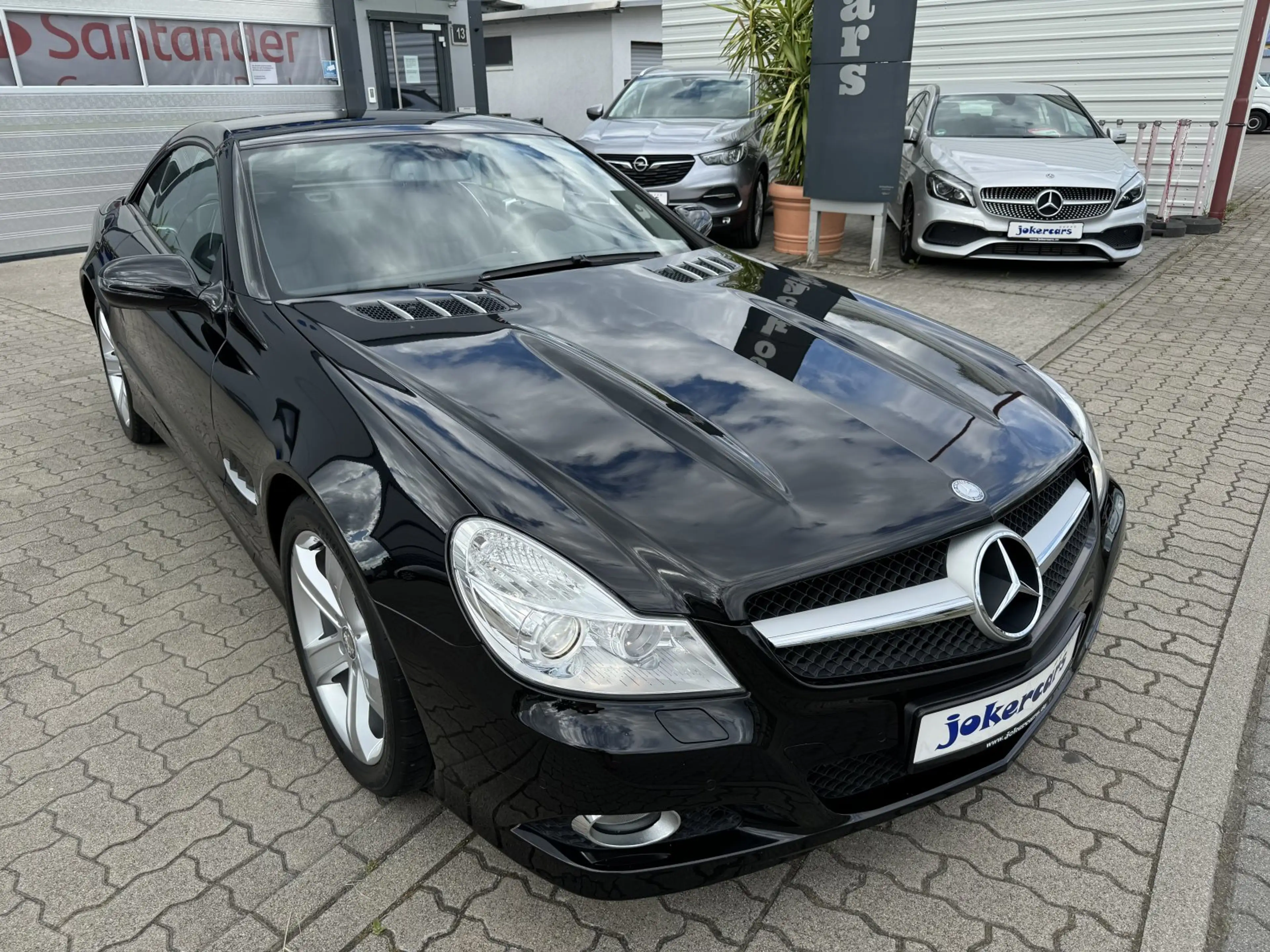 Mercedes-Benz SL 350 Topausstattung — photo 2