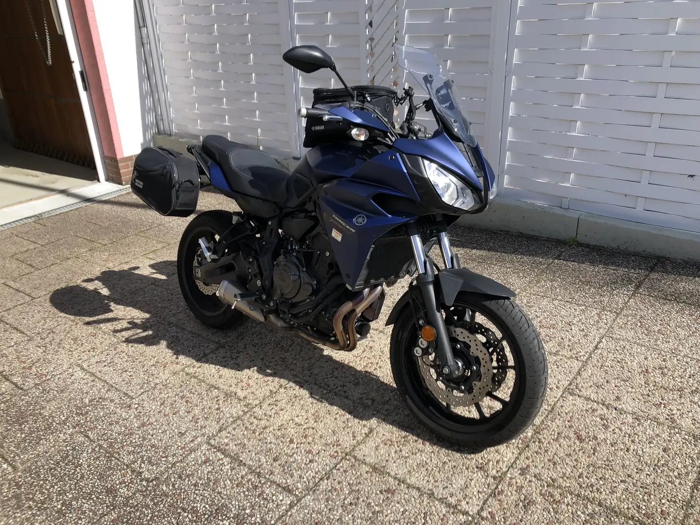 Yamaha Tracer 700 Bleu - 1