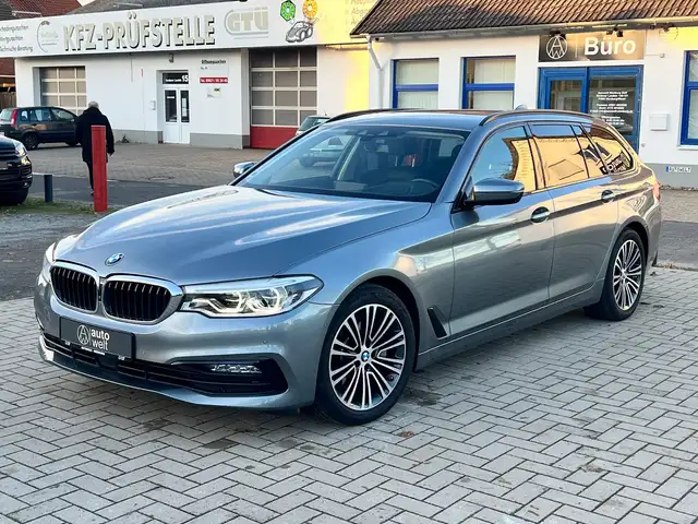 Bmw 530 d Sport+LED+ACC+360°+AHK+Scheckh.+Bremse neuw
