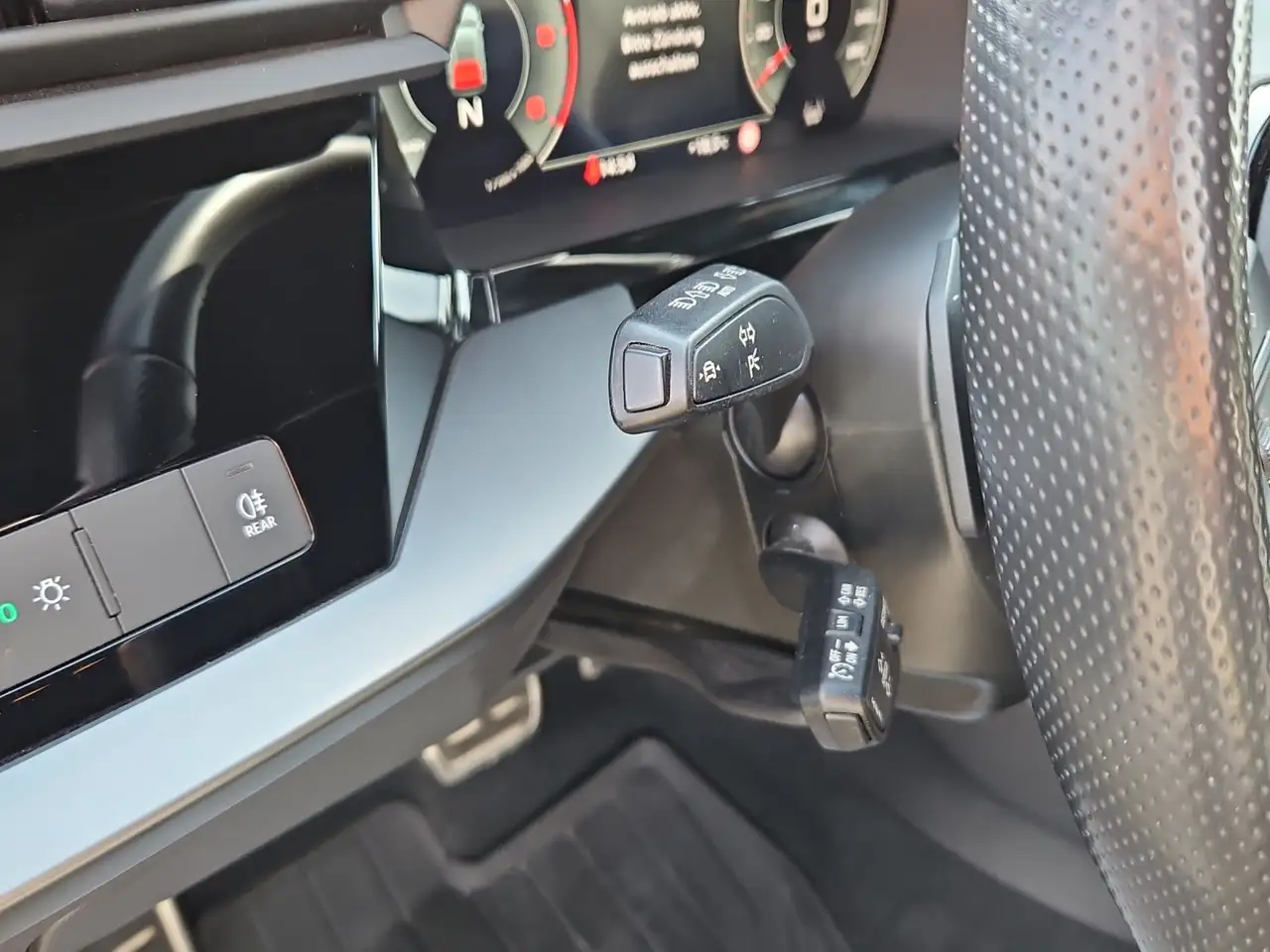 Audi A3 Sportback 35 TDI S tronic S line NaviPlus SHZ 1... 15