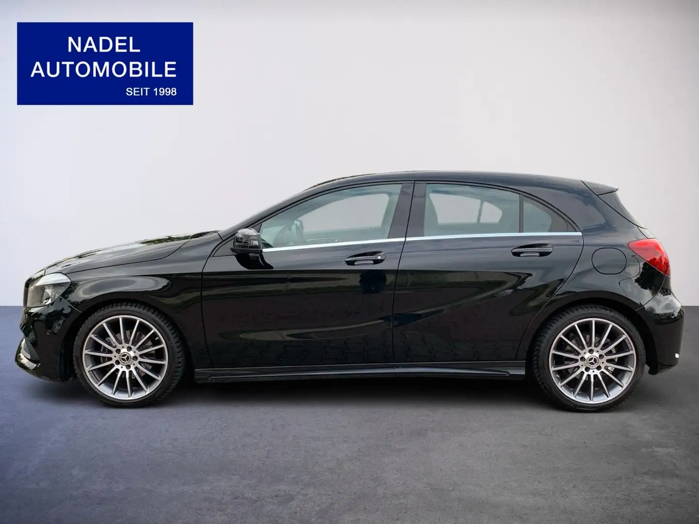 Mercedes-Benz A 200 BlueEfficiency AMG Line/Navi/SHZ/FSE/PDC Schwarz - 2