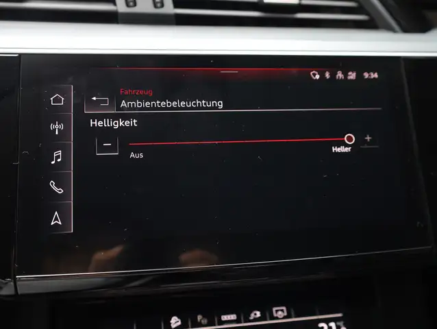 Audi E-Tron view 28