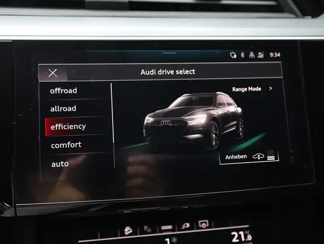 Audi E-Tron view 26