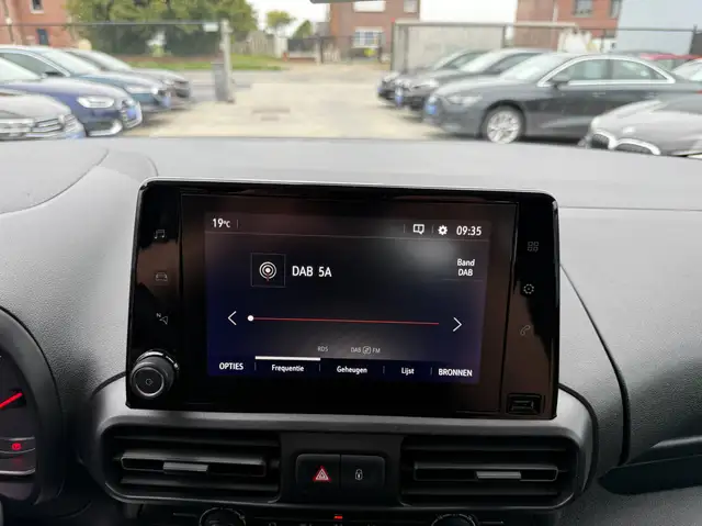 Opel Opel Combo view 22