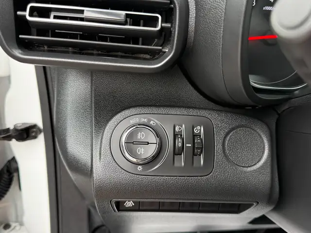 Opel Opel Combo view 17
