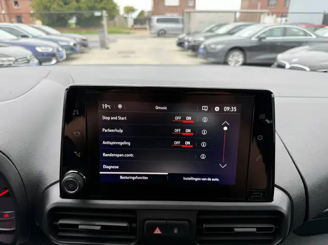 Opel Opel Combo view 23