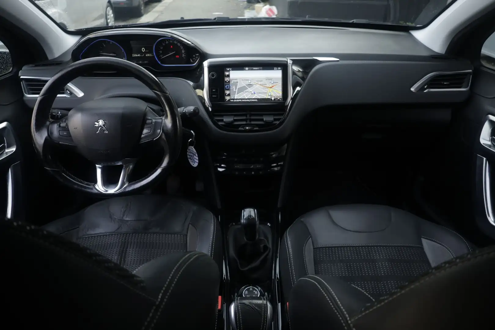 Peugeot 2008 Peugeot 2008 BlueHDi 100 GT Line Unicoproprietario Nero - 2