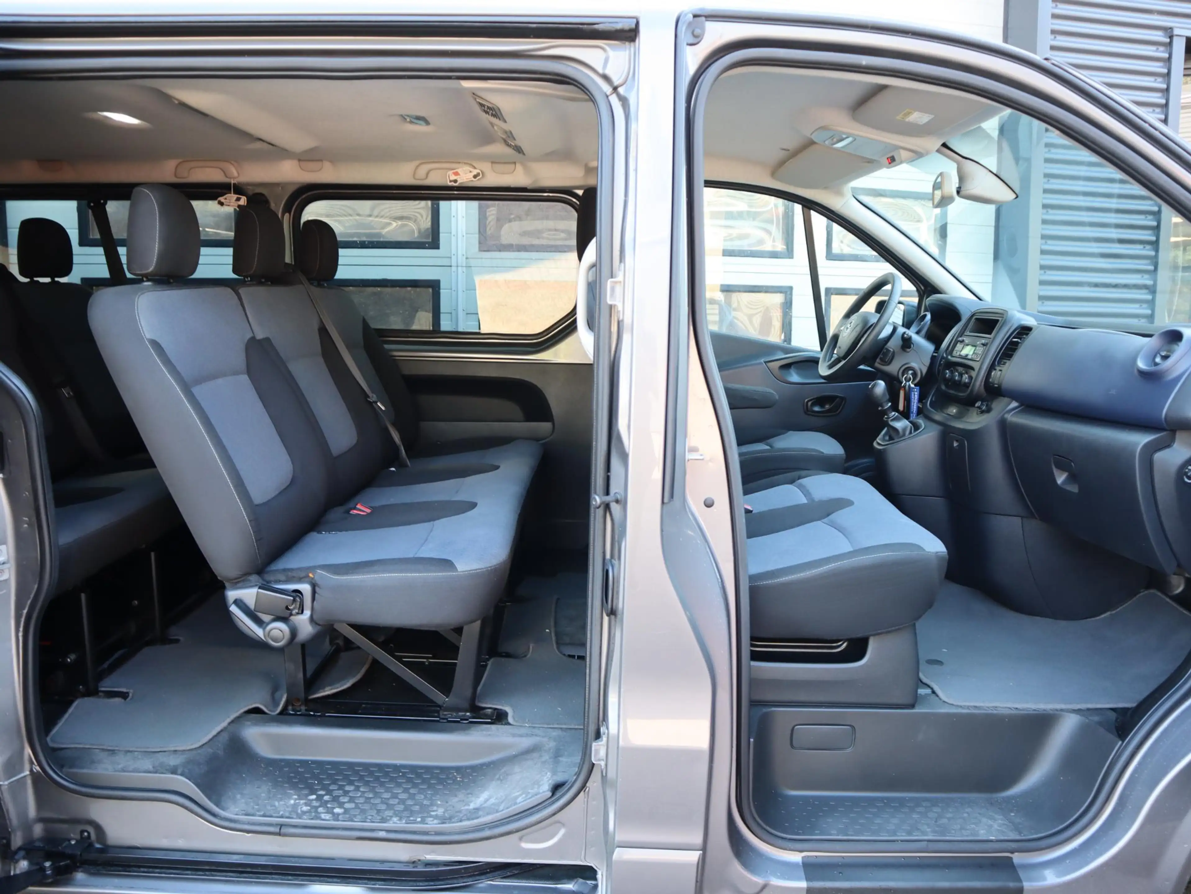 Opel Vivaro Combi 1.6 CDTI Euro 6 - Lang L2 - 9 Pers - Airco — photo 4