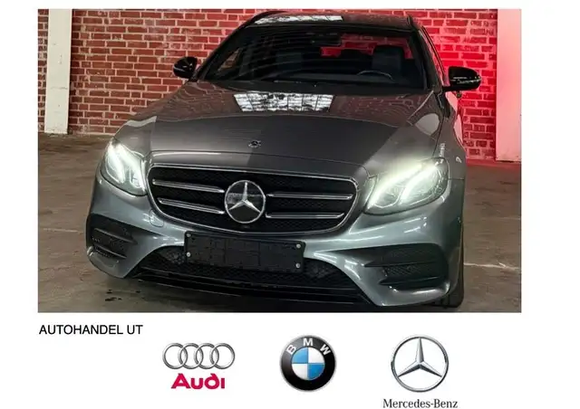 Mercedes-Benz E 350 d T 9G AMG LED/DTR+/AHK/R.Kamera/NIGHT