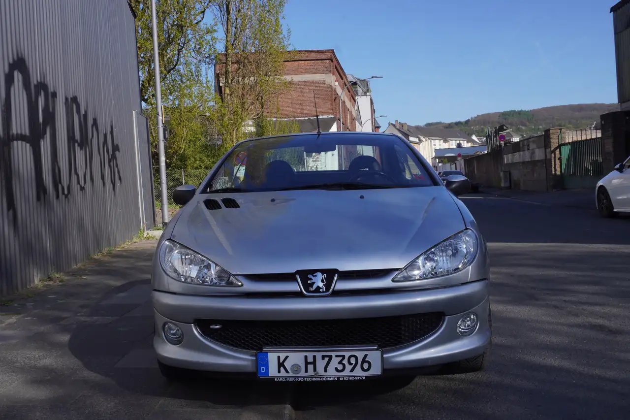 Peugeot 206