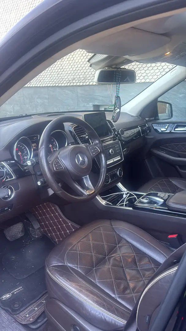 Mercedes-Benz GLS 350 d 4MATIC Aut. AMG - 2