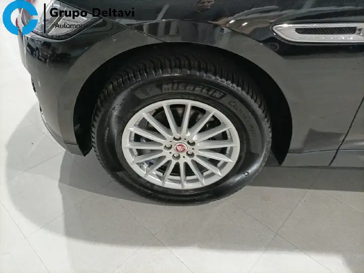 Jaguar F-Pace 2018, foto 8