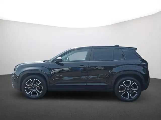 Jeep Avenger view 5