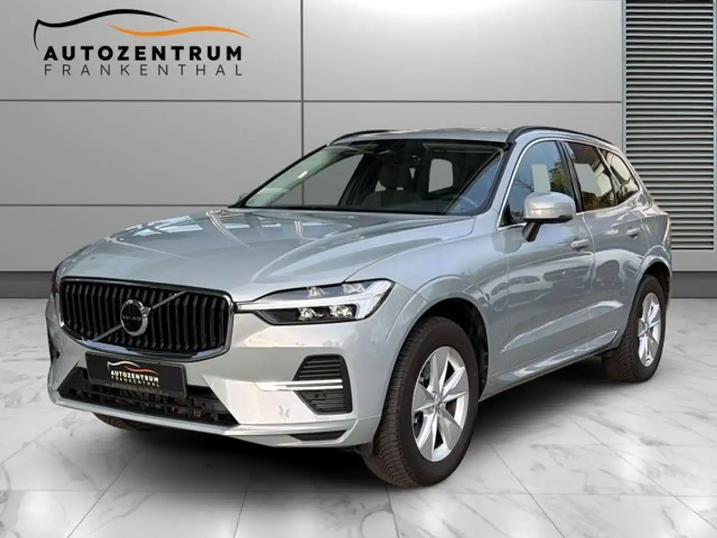 Volvo XC60 XC60 Core 2WD Gris - 1