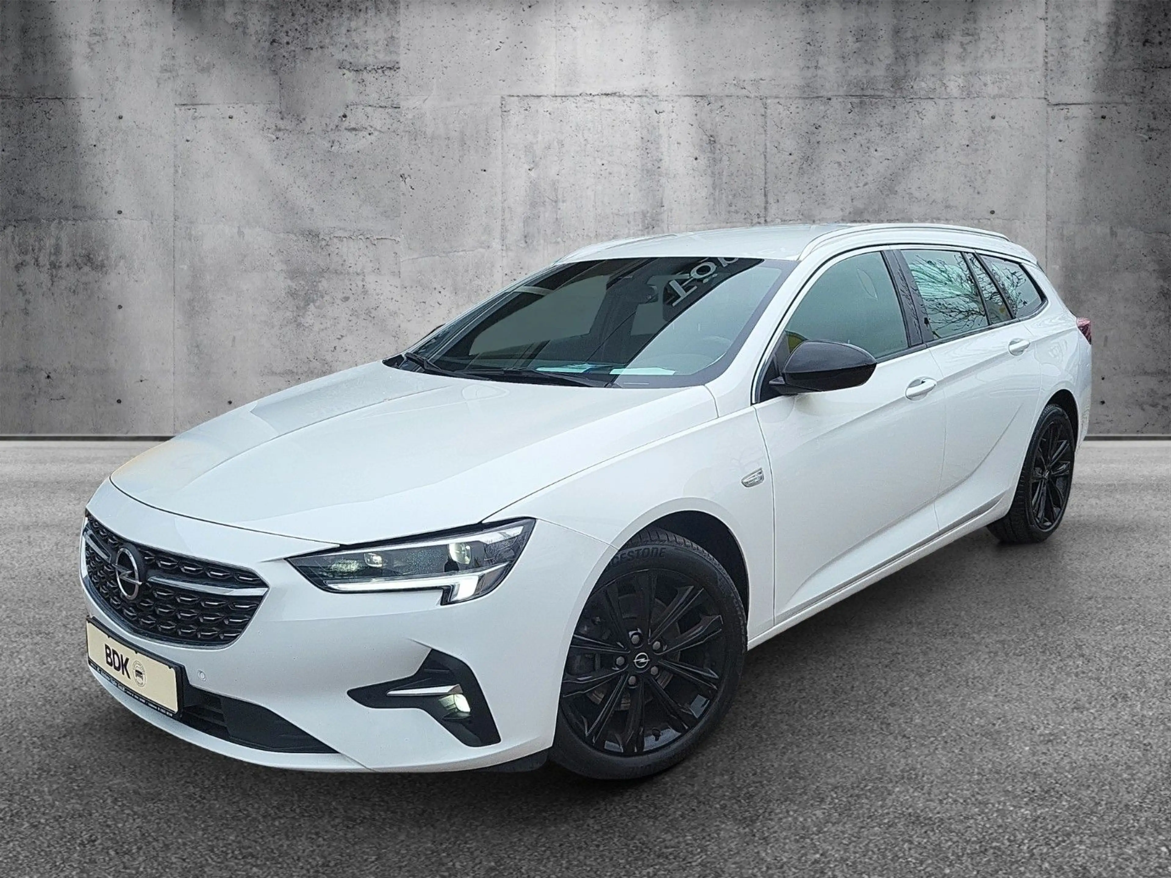 Opel Insignia B ST "Ultimate" Bose/Alcantara/18Zoll — photo 2