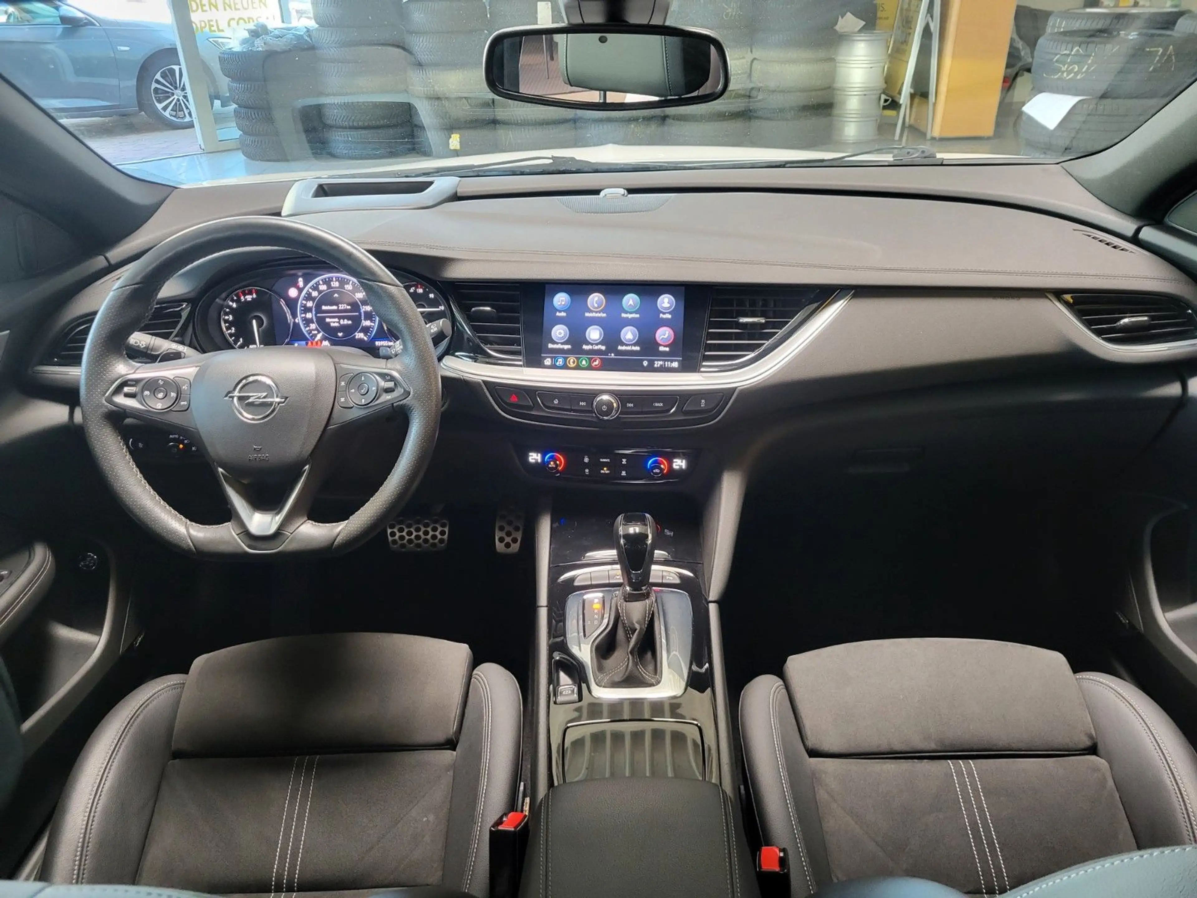 Opel Insignia B ST "Ultimate" Bose/Alcantara/18Zoll — photo 10