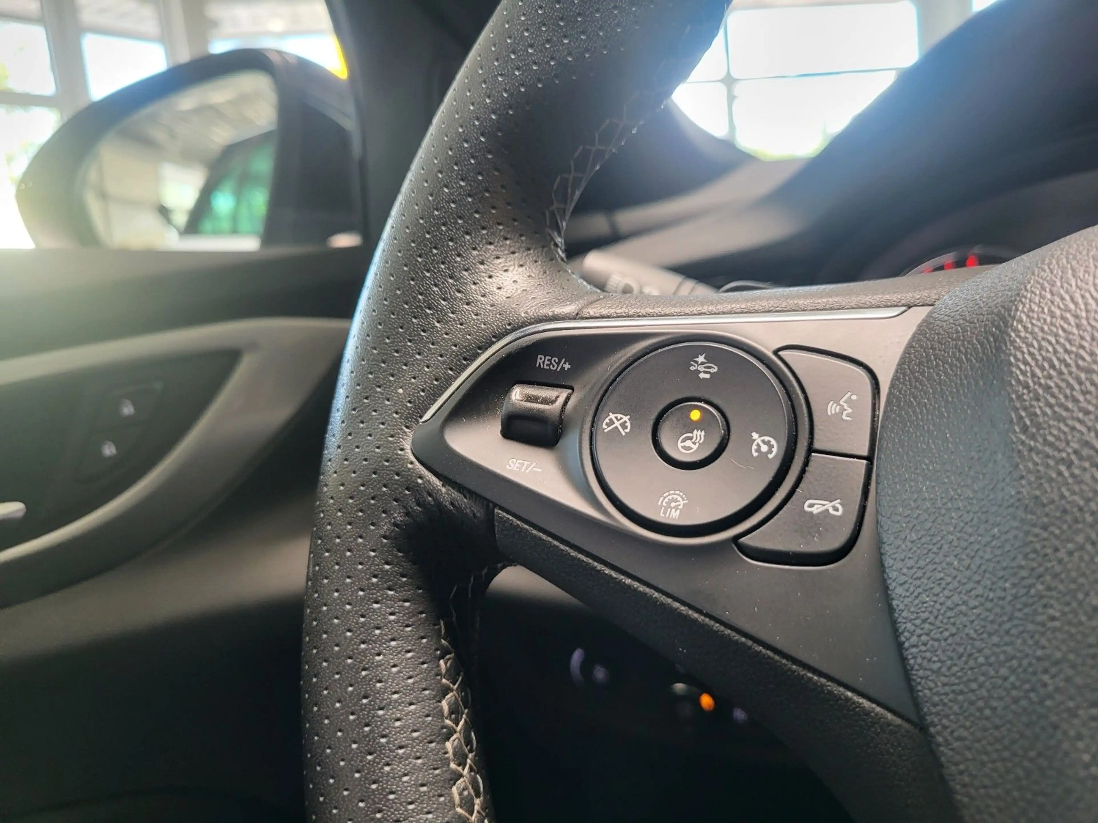 Opel Insignia B ST "Ultimate" Bose/Alcantara/18Zoll — photo 12