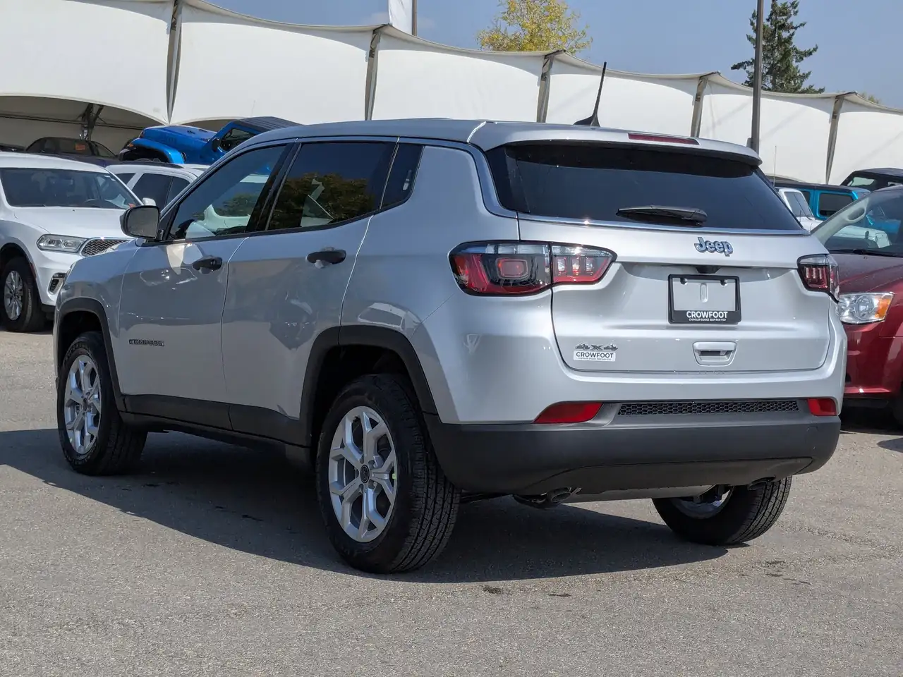 Jeep Compass photo Jeep Compass