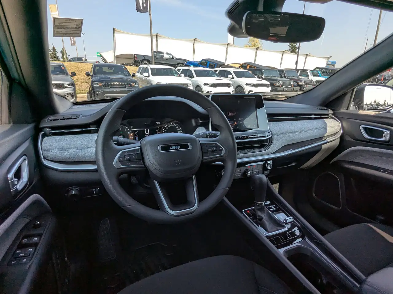 Jeep Compass photo Jeep Compass