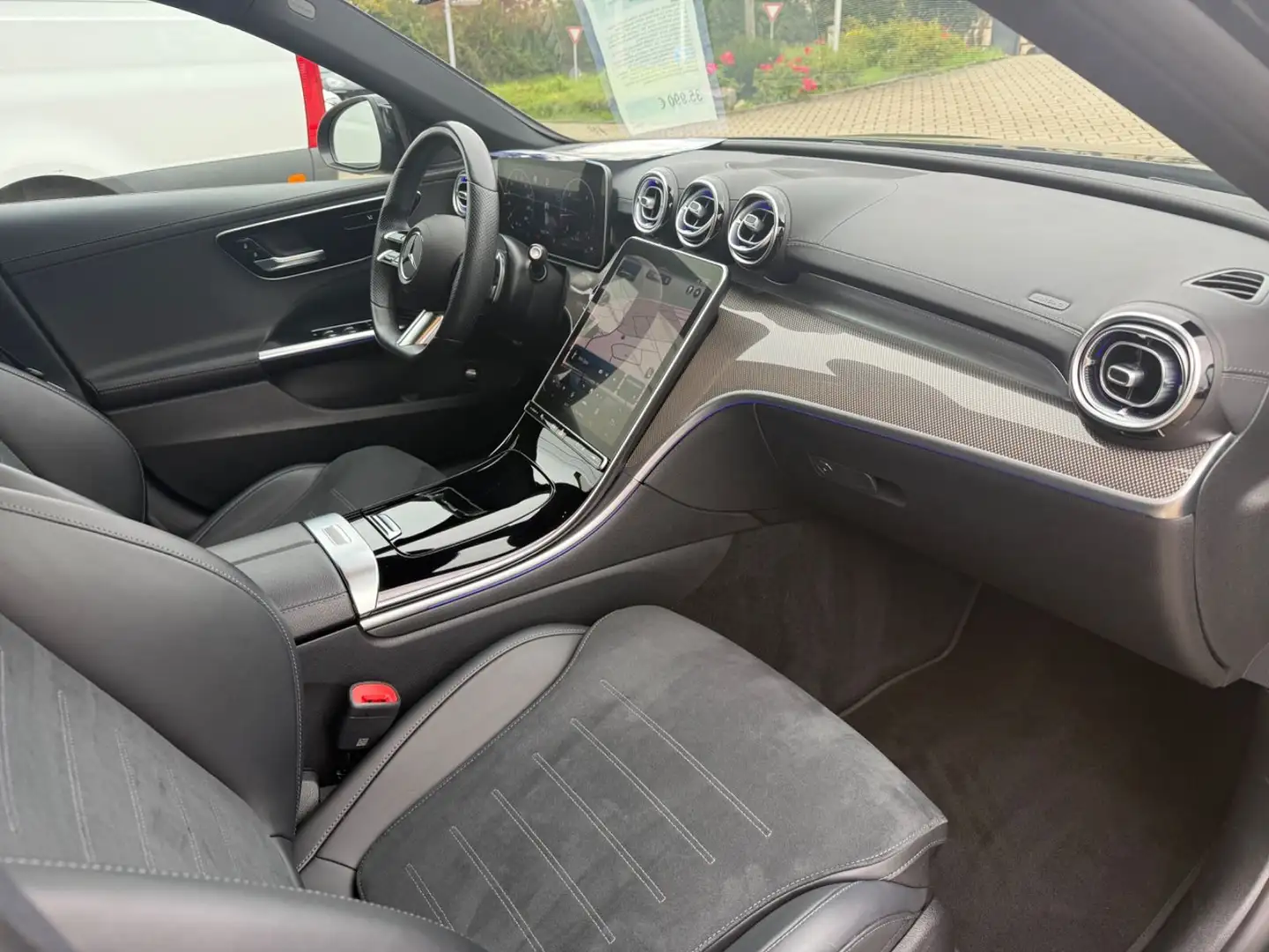 Mercedes-Benz C 200 d T AMG Night Ambiente 19" DigitalL Display Schwarz - 2