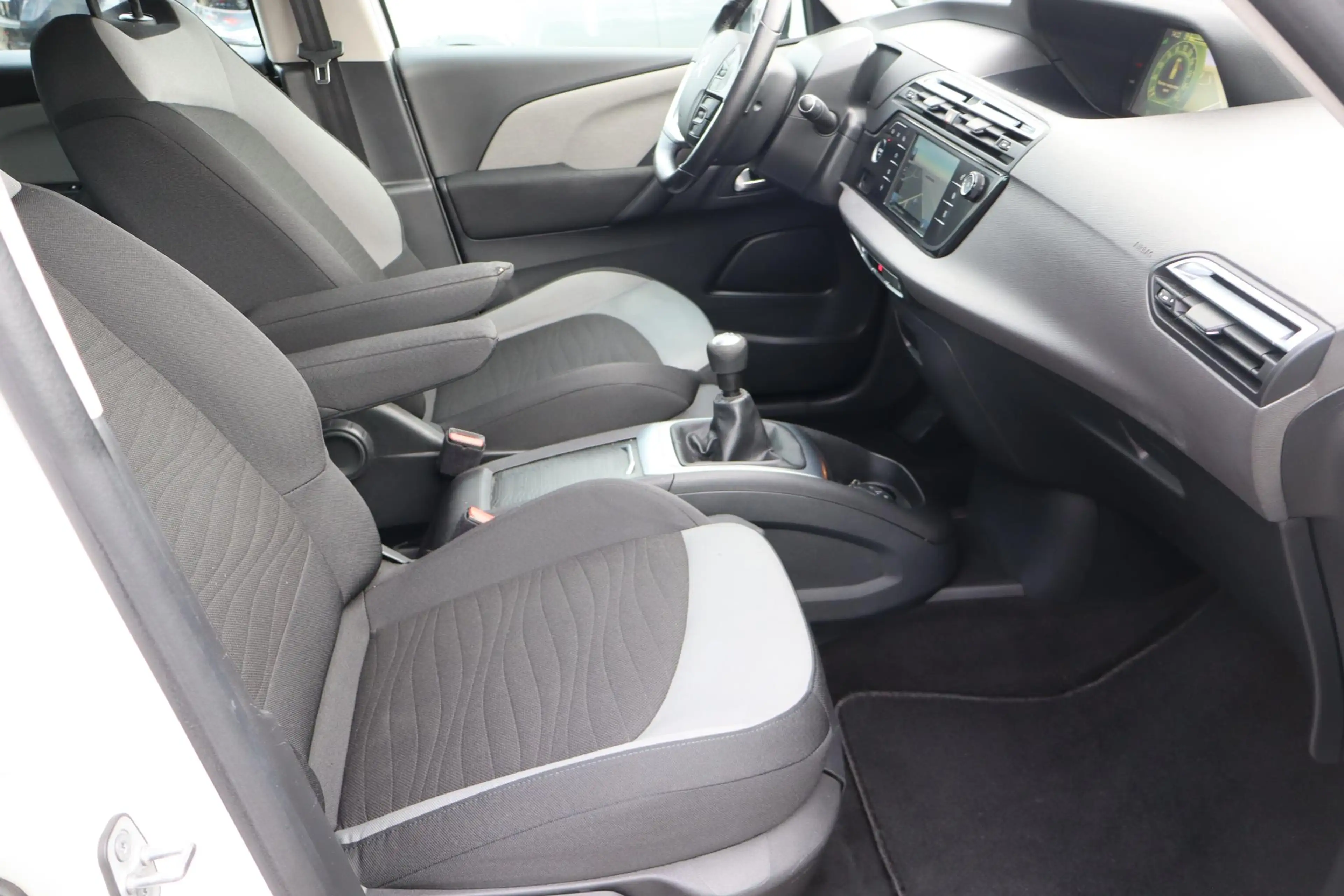Citroen C4 Picasso 1.6 BlueHDi Intensive Camera, Navigatie, Panoramis — photo 20