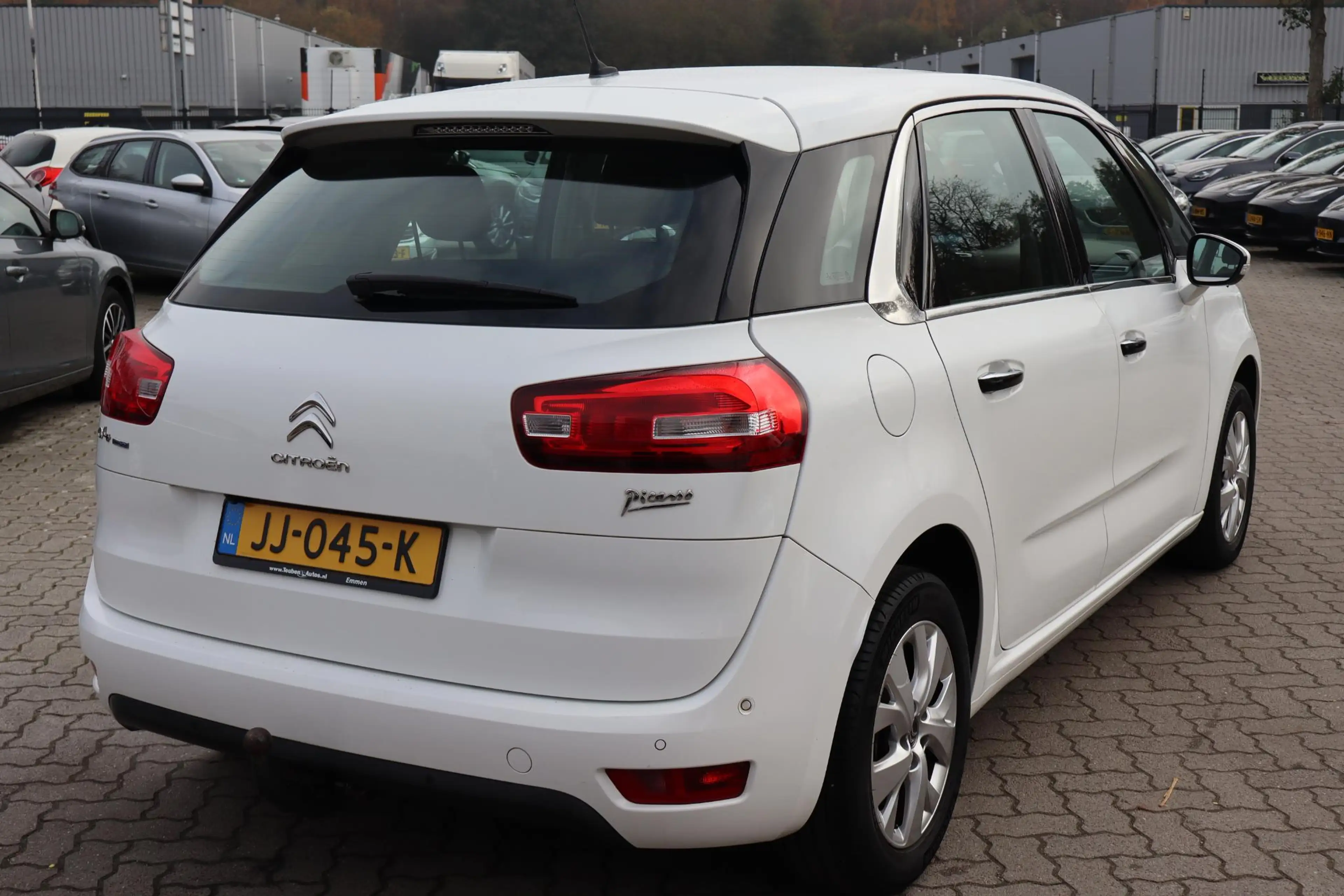 Citroen C4 Picasso 1.6 BlueHDi Intensive Camera, Navigatie, Panoramis — photo 3