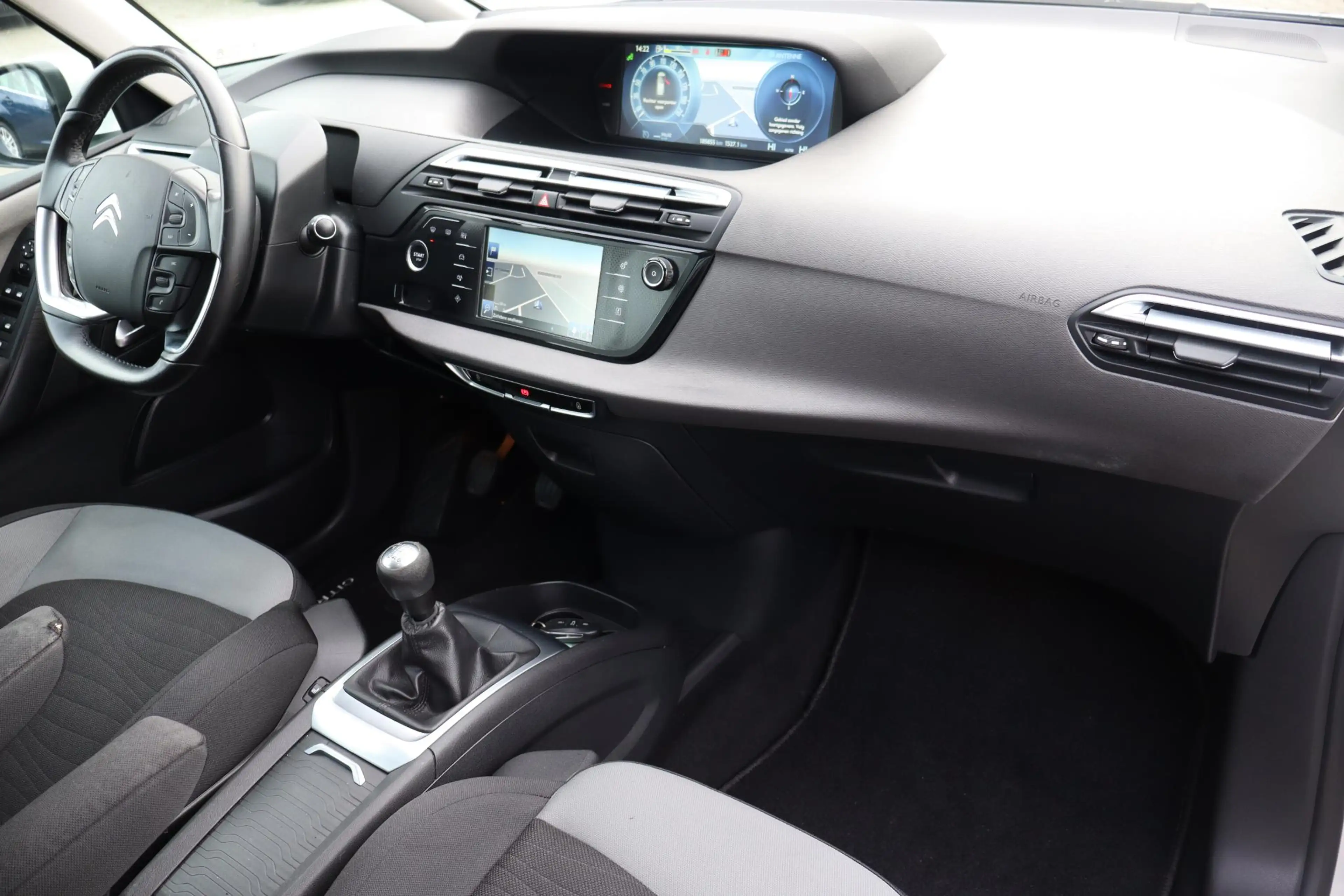 Citroen C4 Picasso 1.6 BlueHDi Intensive Camera, Navigatie, Panoramis — photo 19