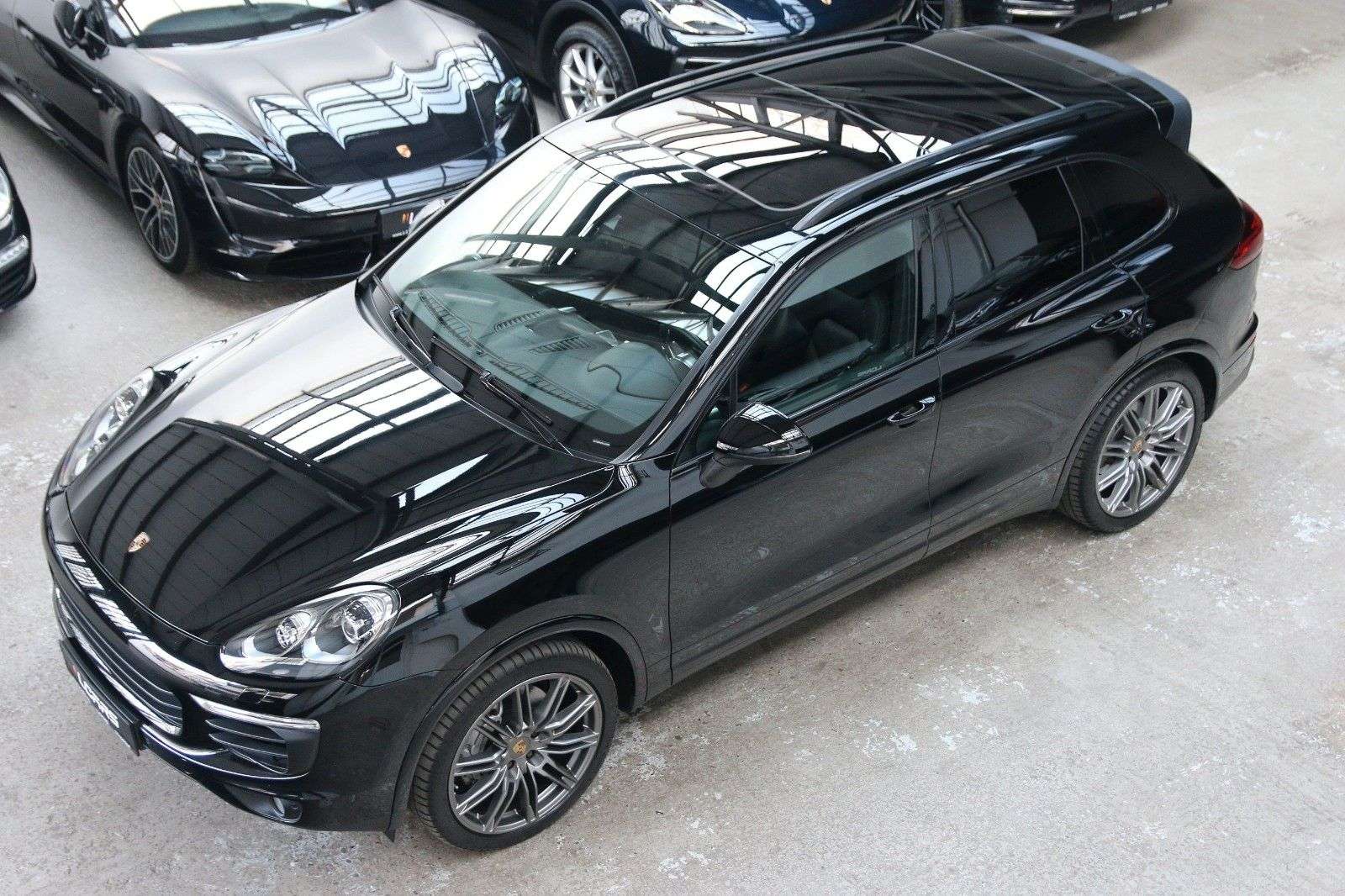 Second hand Porsche Cayenne 