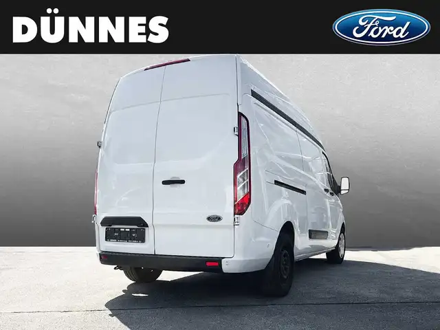 Ford Transit Custom view 2